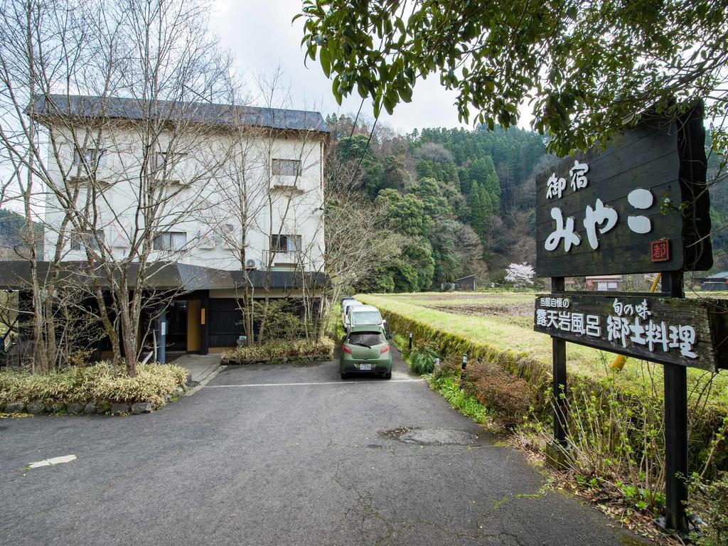 Hotel Oyado Miyako Yufu Exterior foto